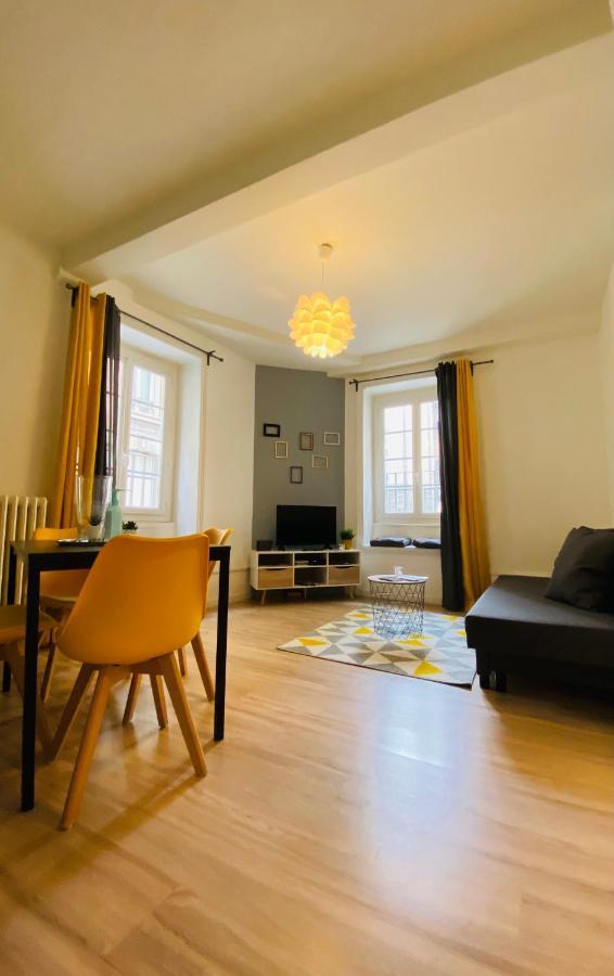 Nid Douillet Sur Plateau Central Clermont-Ferrand Exterior photo